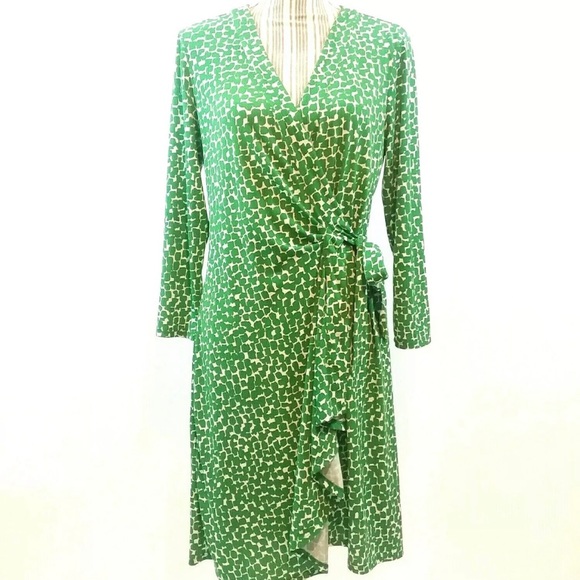 bcbg green wrap dress